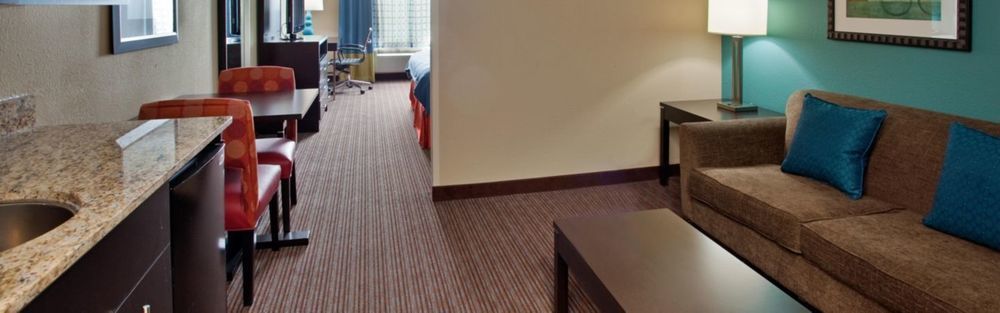 Holiday Inn Express Hotel & Suites North Kansas City By Ihg Exterior foto